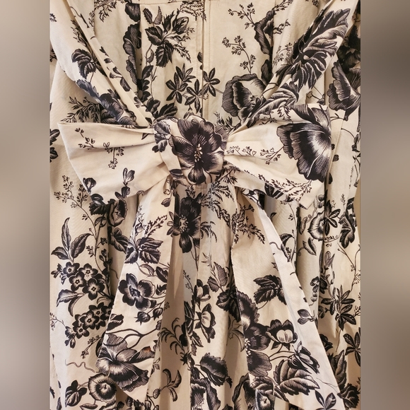 Kim Rogers Spring Dress Black and Tan Floral Size 12P - Picture 5 of 9